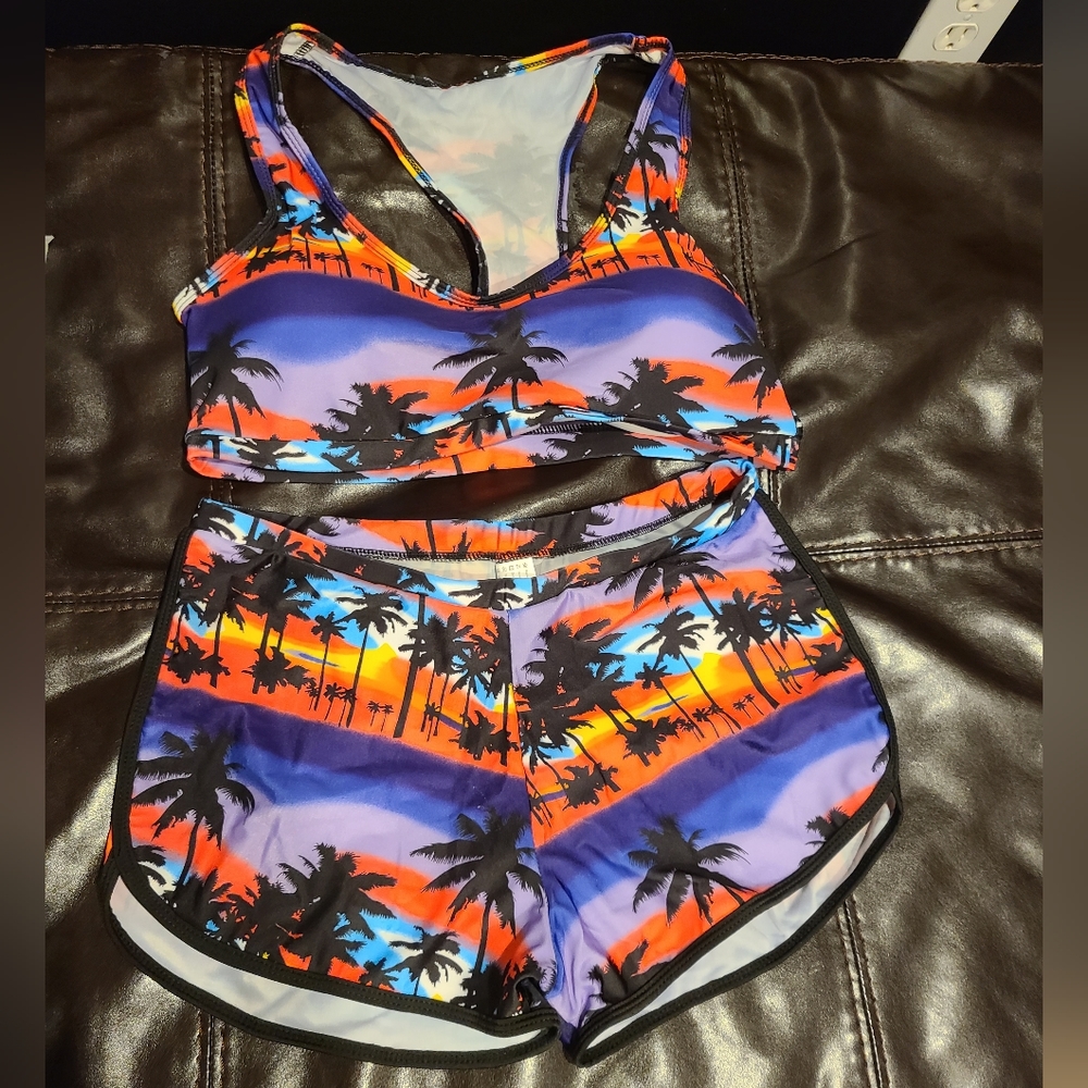 XL swimming suit